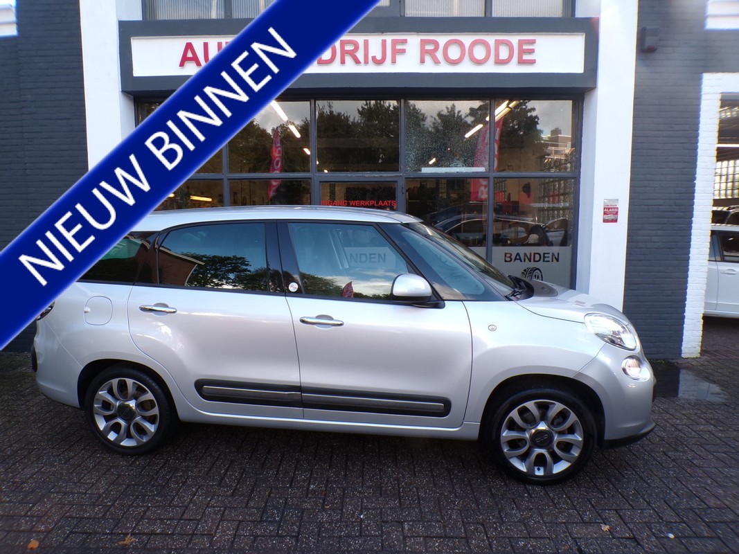 Fiat-500L-Living 0.9 TwinAir 7 Persoon Lounge | Lease One en Lenen op Maat maken het mogelijk! Fiat-500L-Living 0.9 TwinAir 7 Persoon Lounge | Lease One en Lenen op Maat maken het mogelijk!