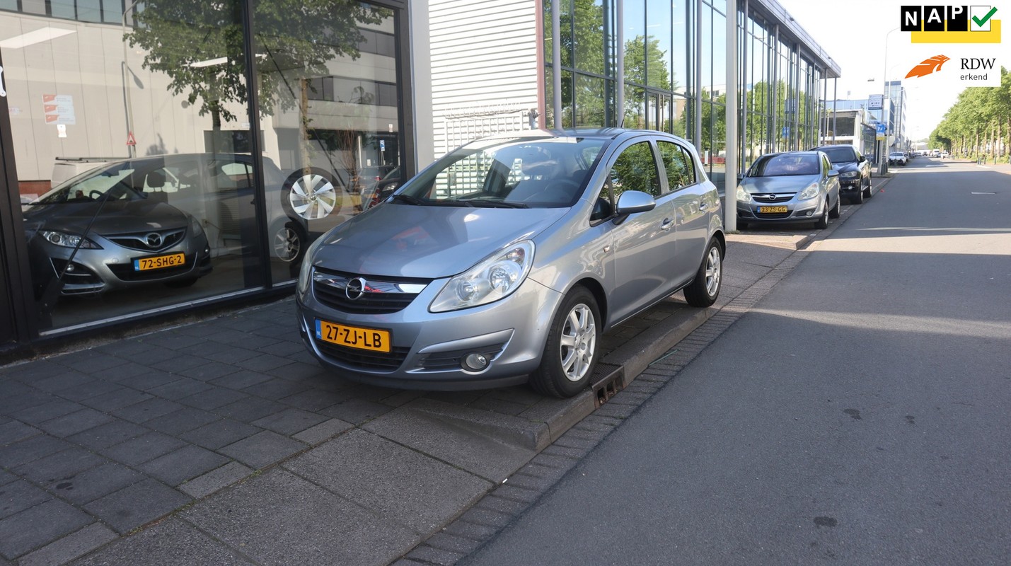 Opel-Corsa-1.4-16V NETTE AUTO / CRUISE CONTROL / AIRCO / NAP | Lease One en Lenen op Maat maken het mogelijk!