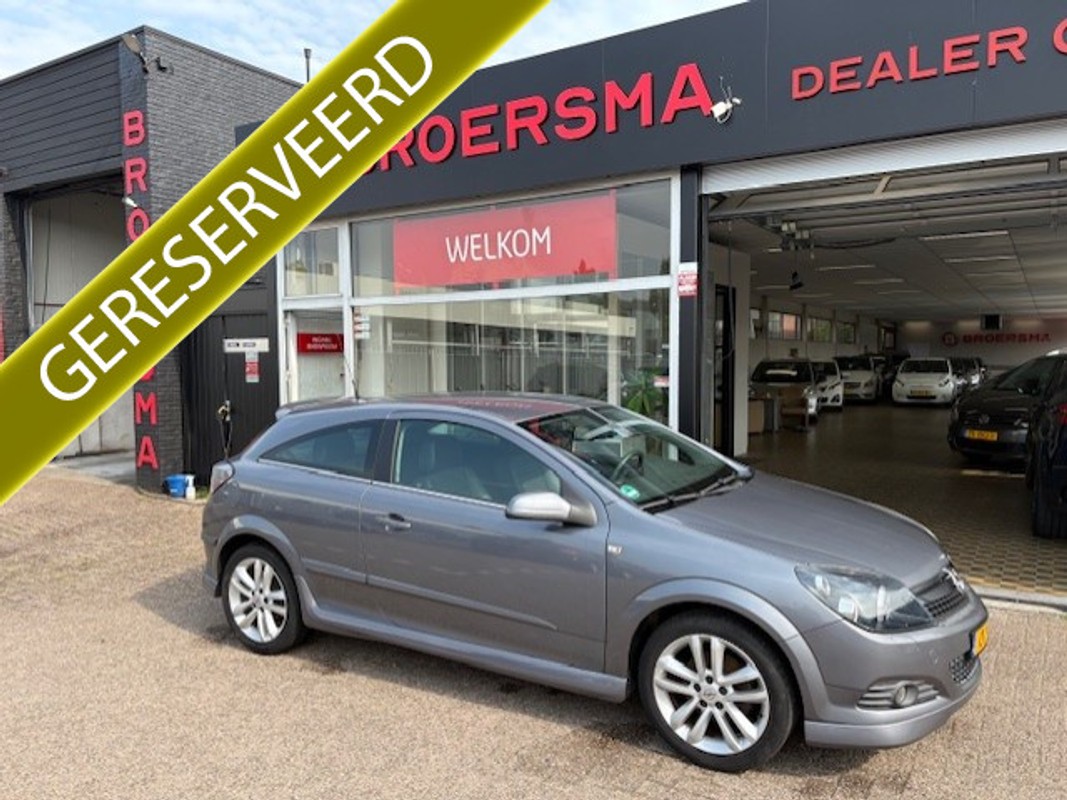 Opel-Astra-GTC 1.8 Cosmo | Lease One en Lenen op Maat maken het mogelijk!