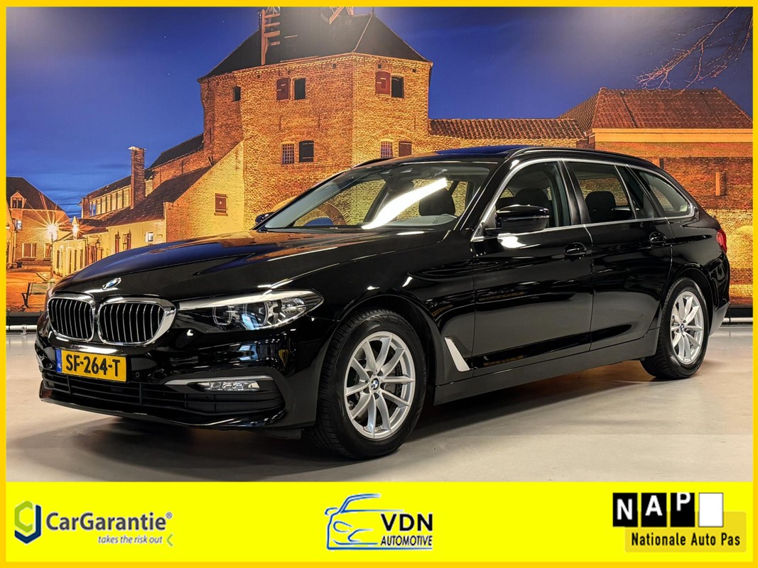 BMW-5 Serie-Touring 520d Executive Automaat Panodak LED PDC | Lease One en Lenen op Maat maken het mogelijk!