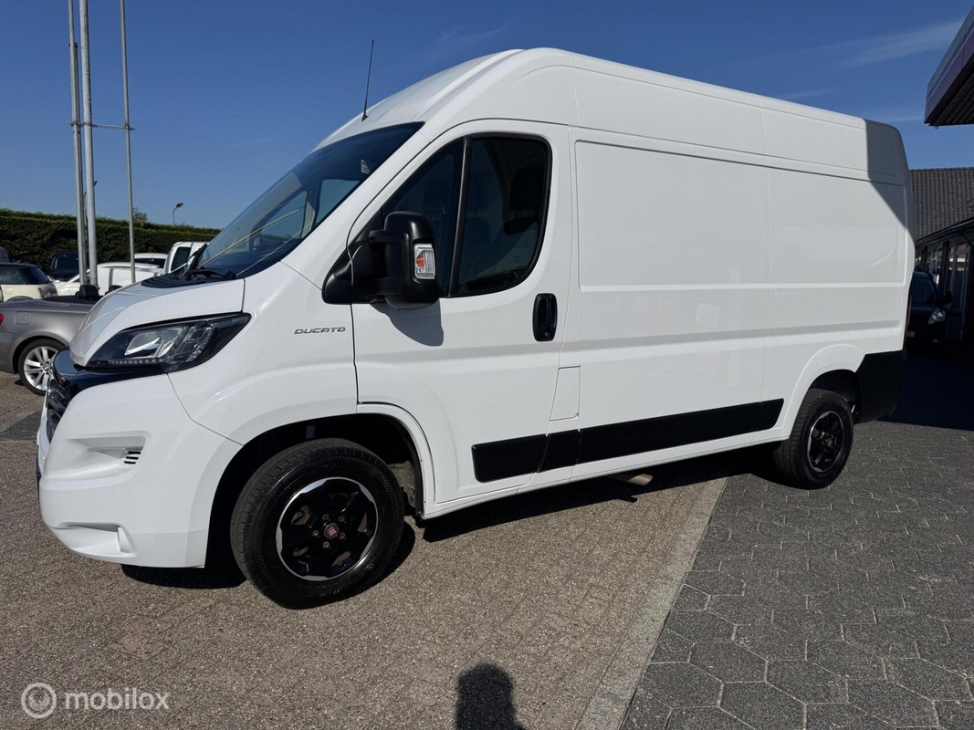 Fiat-Ducato-bestel 35H 2.3 MultiJet XLH2 Gran Volume | Lease One en Lenen op Maat maken het mogelijk! Fiat-Ducato-bestel 35H 2.3 MultiJet XLH2 Gran Volume | Lease One en Lenen op Maat maken het mogelijk!