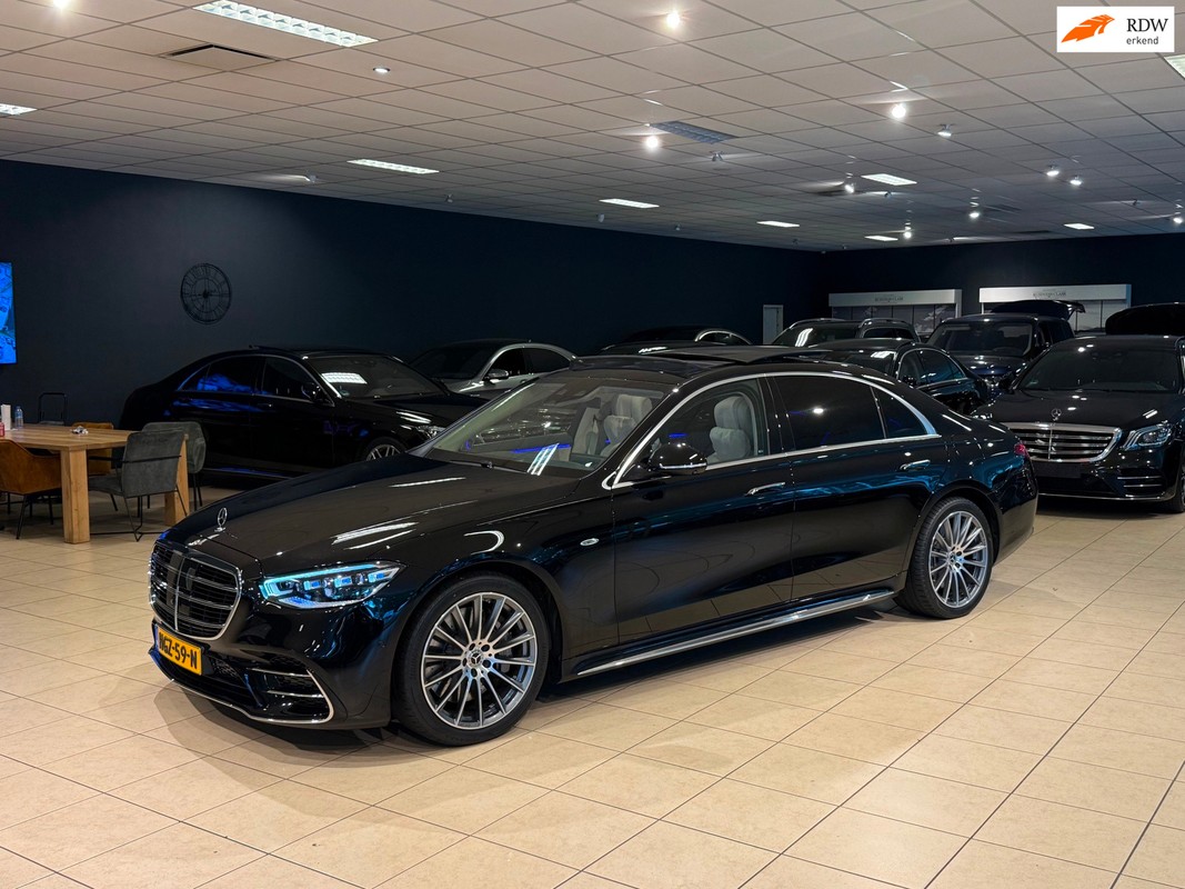 Mercedes-Benz-S-Klasse-S580 e 4MATIC Lang/Manufaktur/4D-Bur/Koelkast/Vol | Lease One en Lenen op Maat maken het mogelijk! Mercedes-Benz-S-Klasse-S580 e 4MATIC Lang/Manufaktur/4D-Bur/Koelkast/Vol | Lease One en Lenen op Maat maken het mogelijk!
