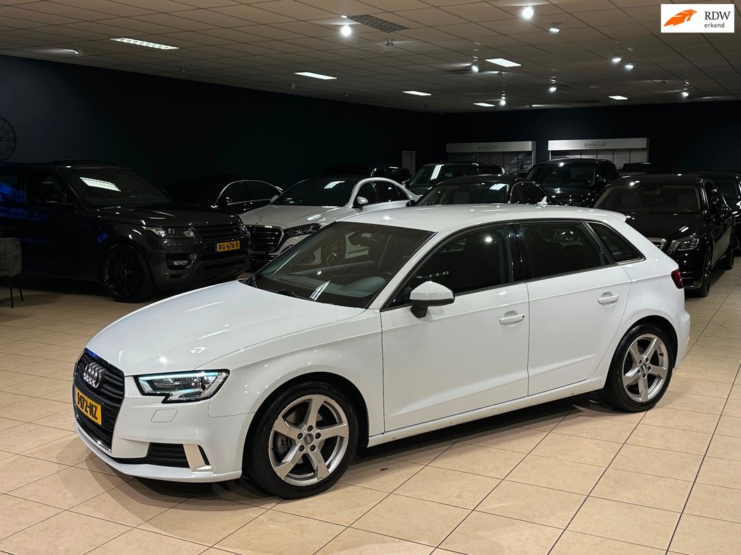 Audi-A3-Sportback 1.0 TFSI Design Pro Line Plus/Automaat/LED/S-Tronic | Lease One en Lenen op Maat maken het mogelijk! Audi-A3-Sportback 1.0 TFSI Design Pro Line Plus/Automaat/LED/S-Tronic | Lease One en Lenen op Maat maken het mogelijk!