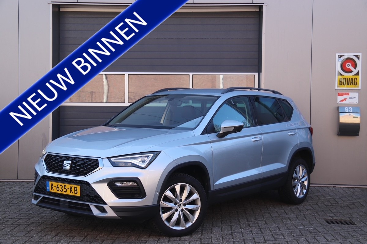 SEAT-Ateca-1.5 TSI Style Business Intense Automaat, Trekhaak, Cruise, Navi, Camera | Lease One en Lenen op Maat maken het mogelijk!