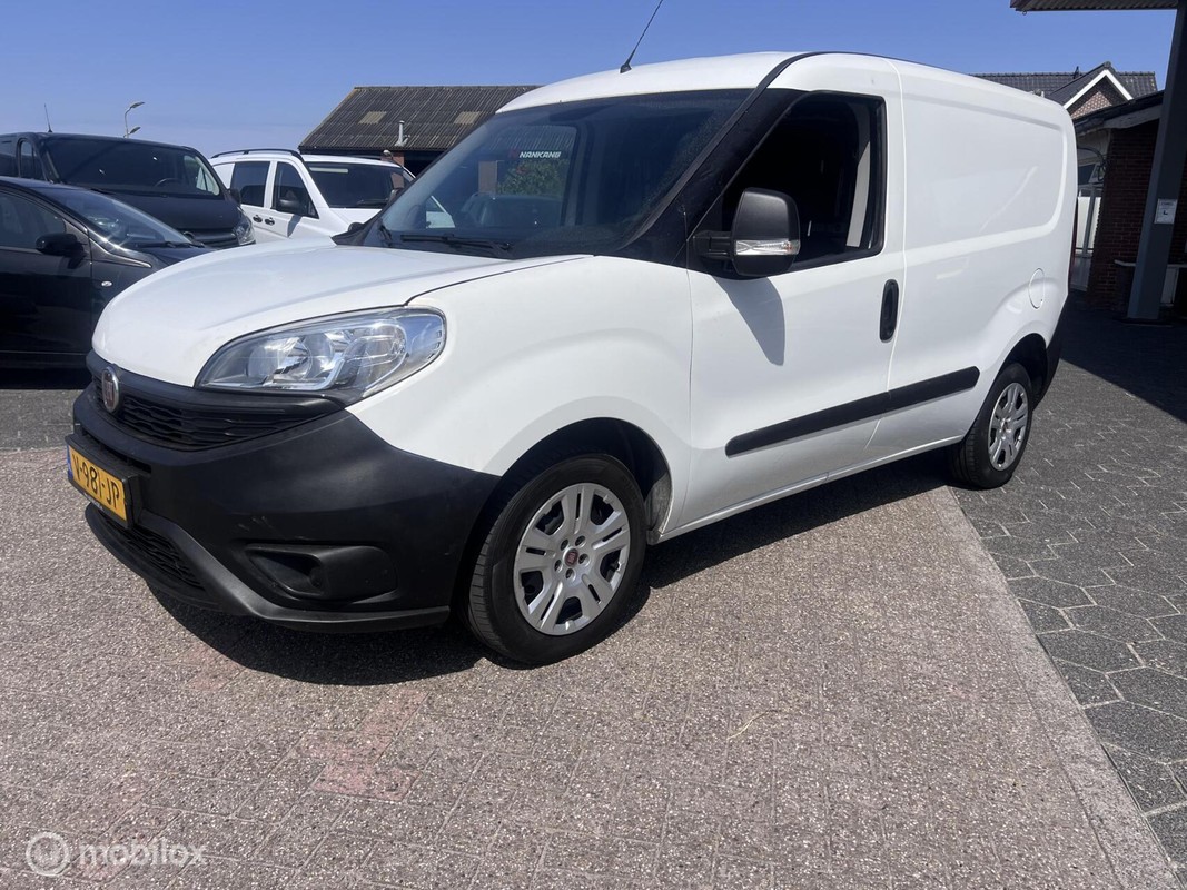 Fiat-Doblò-Cargo 1.3 MJ L1H1 Actual 139211 km | Lease One en Lenen op Maat maken het mogelijk!