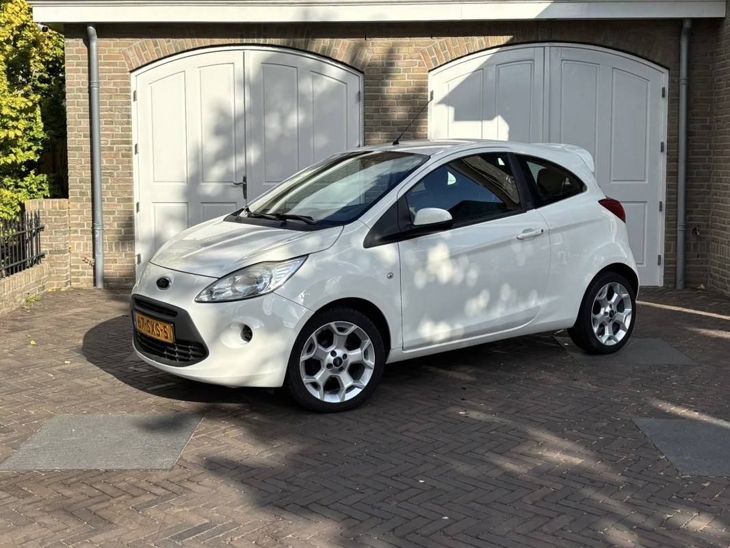 Ford-Ka-1.2 Cool & Sound start/stop | Lease One en Lenen op Maat maken het mogelijk!
