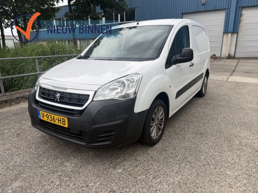 Peugeot-Partner-120 1.6 BlueHDi L1XR | Lease One en Lenen op Maat maken het mogelijk!