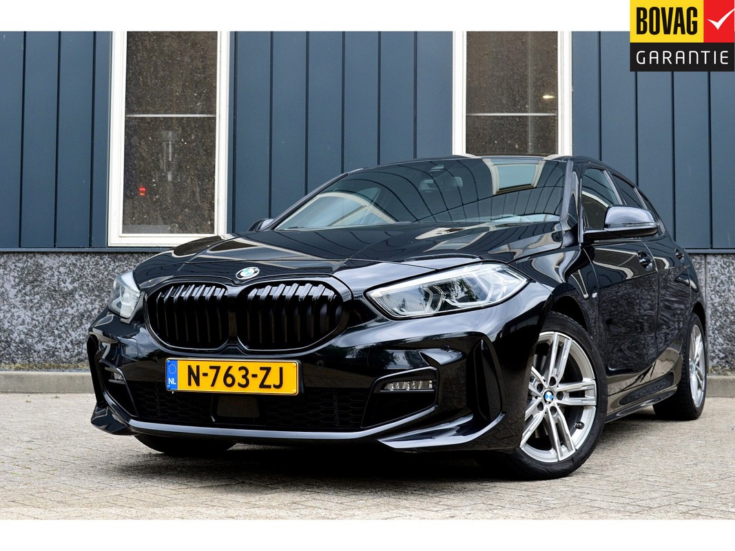 BMW-1 Serie-118i M-Sport | Lease One en Lenen op Maat maken het mogelijk!