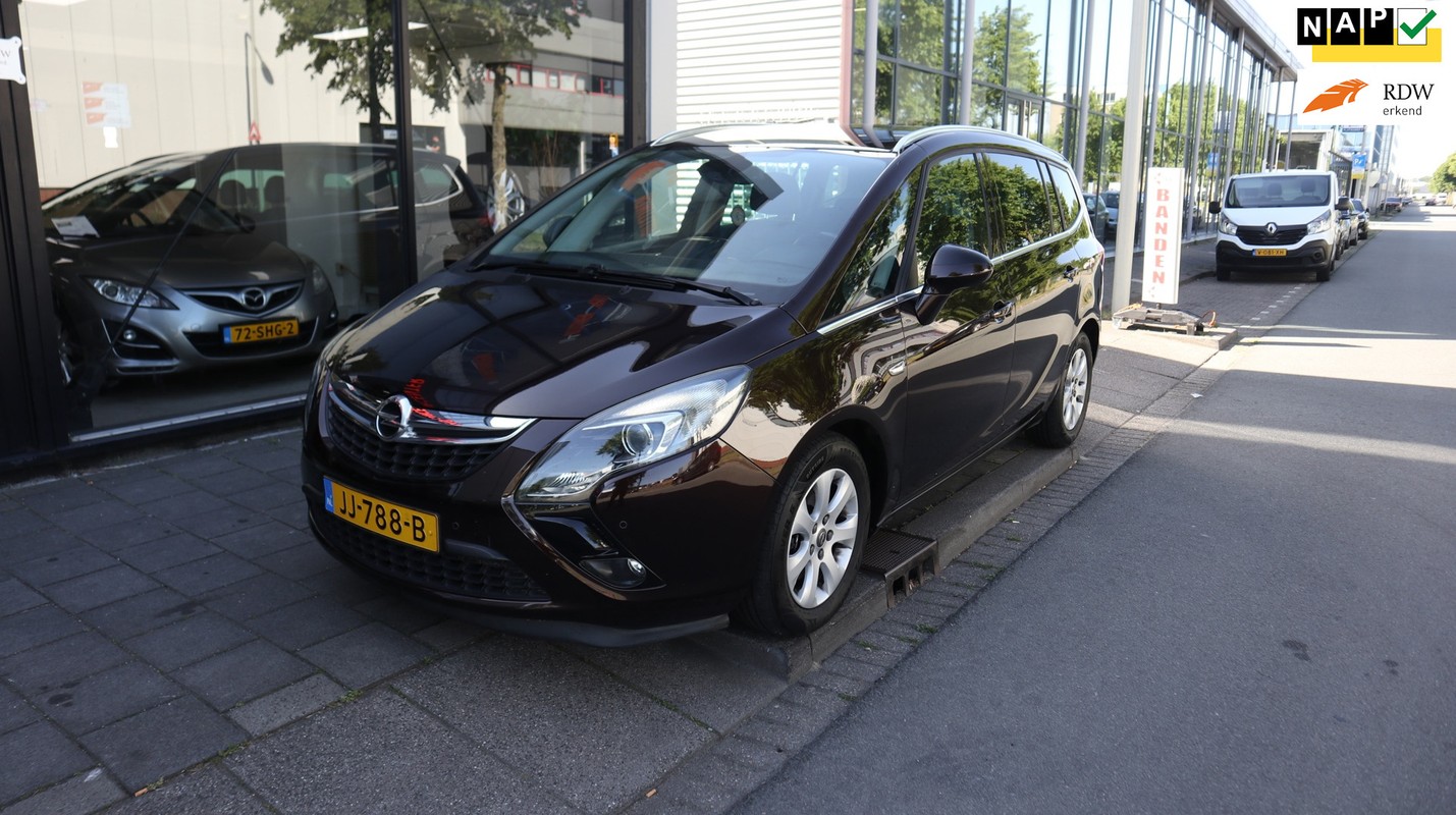 Opel-Zafira-1.4 Turbo Business+ 7p. PARKEER SENSOR, CRUISE CONTROL | Lease One en Lenen op Maat maken het mogelijk!