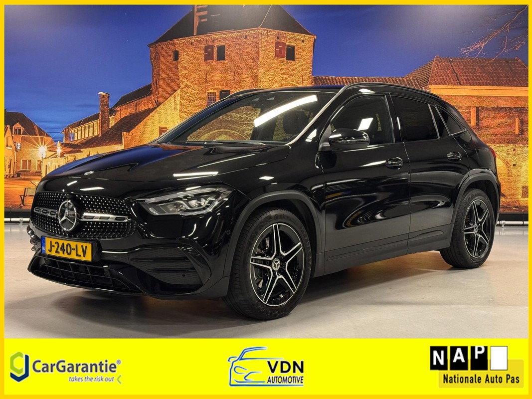 Mercedes-Benz-GLA-200 Bus. Sol. AMG Aut Widescreen Camera | Lease One en Lenen op Maat maken het mogelijk!