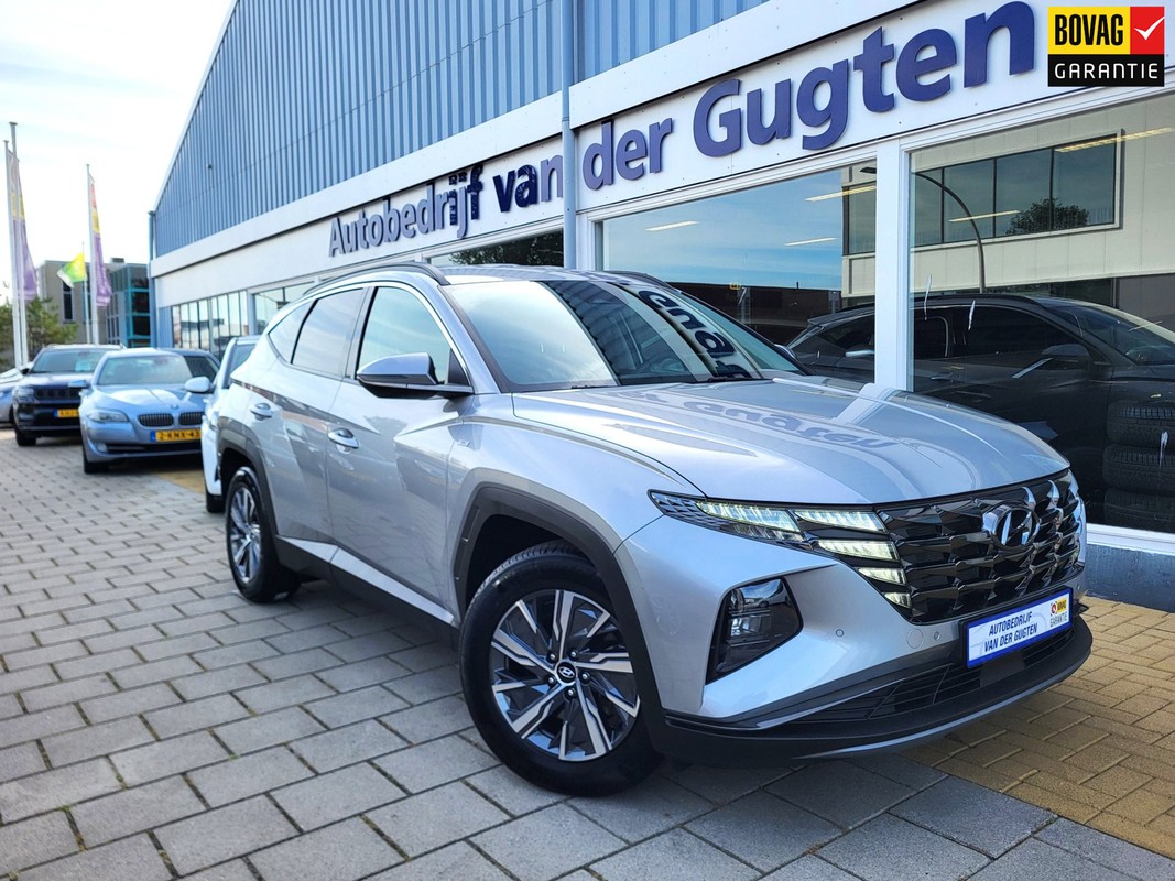 Hyundai-Tucson-1.6 T-GDI MHEV Comfort / Carplay & Android / Camera / Stoel -en Stuurverwarming / | Lease One en Lenen op Maat maken het mogelijk!
