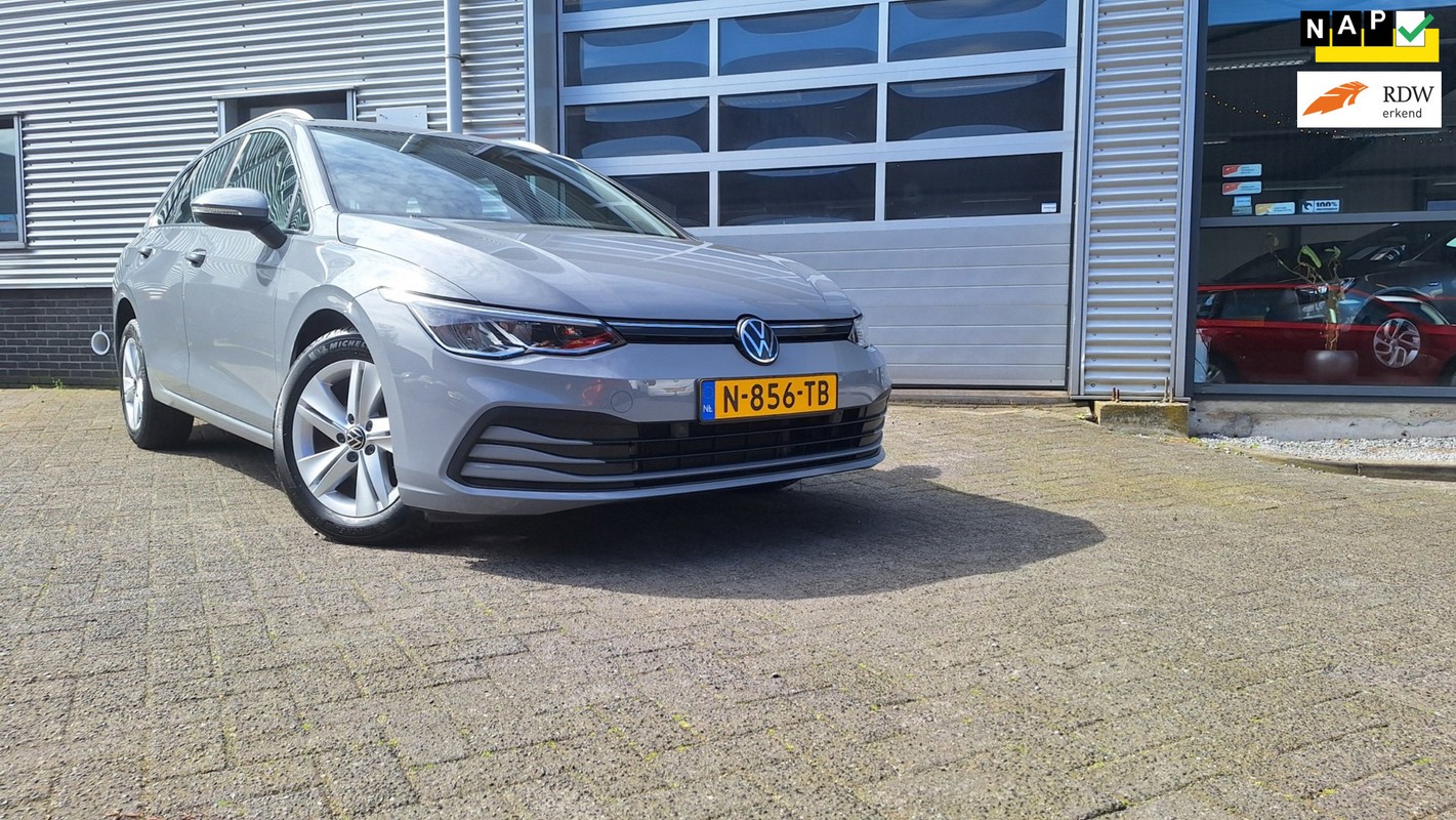 Volkswagen-Golf-Variant 1.0 TSI Life/Navigatie/Ecc/Cruise/Lm/Camera/Enz | Lease One en Lenen op Maat maken het mogelijk! Volkswagen-Golf-Variant 1.0 TSI Life/Navigatie/Ecc/Cruise/Lm/Camera/Enz | Lease One en Lenen op Maat maken het mogelijk!