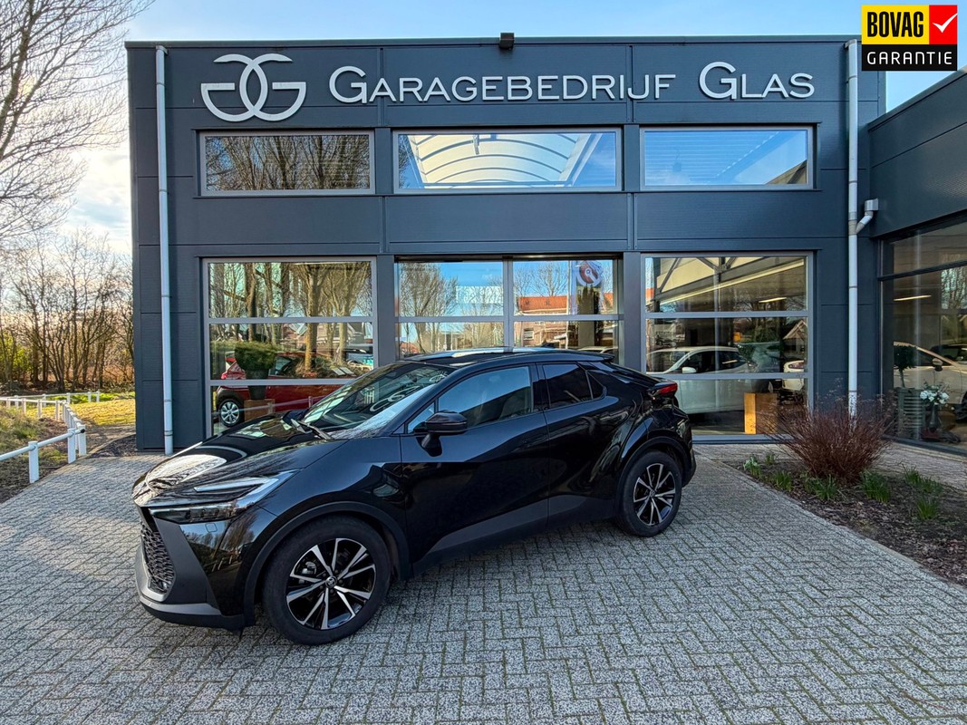 Toyota-C-HR-1.8 Hybrid 140 Dynamic stoel/stuurverw. | Lease One en Lenen op Maat maken het mogelijk!