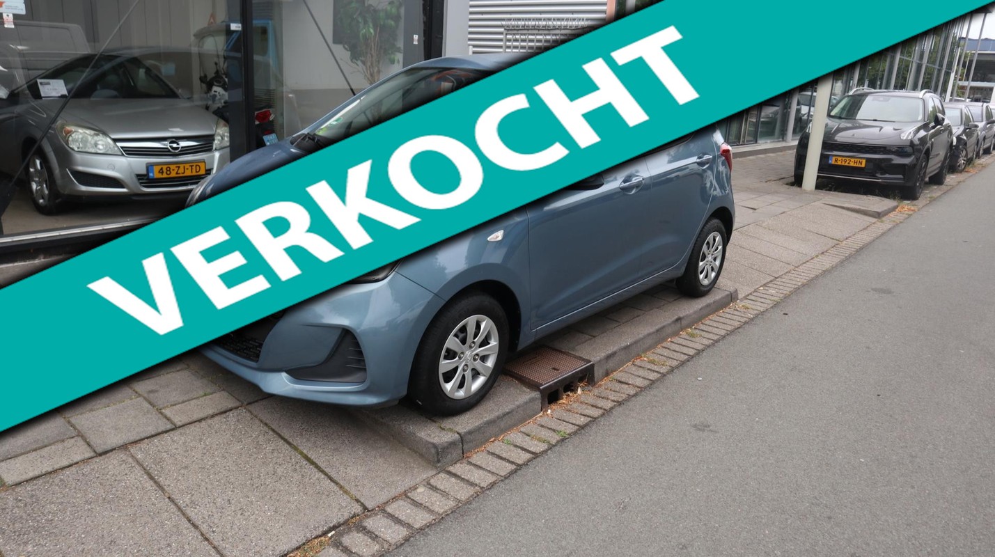 Hyundai-i10-AIRCO 1.0i Comfort | Lease One en Lenen op Maat maken het mogelijk!