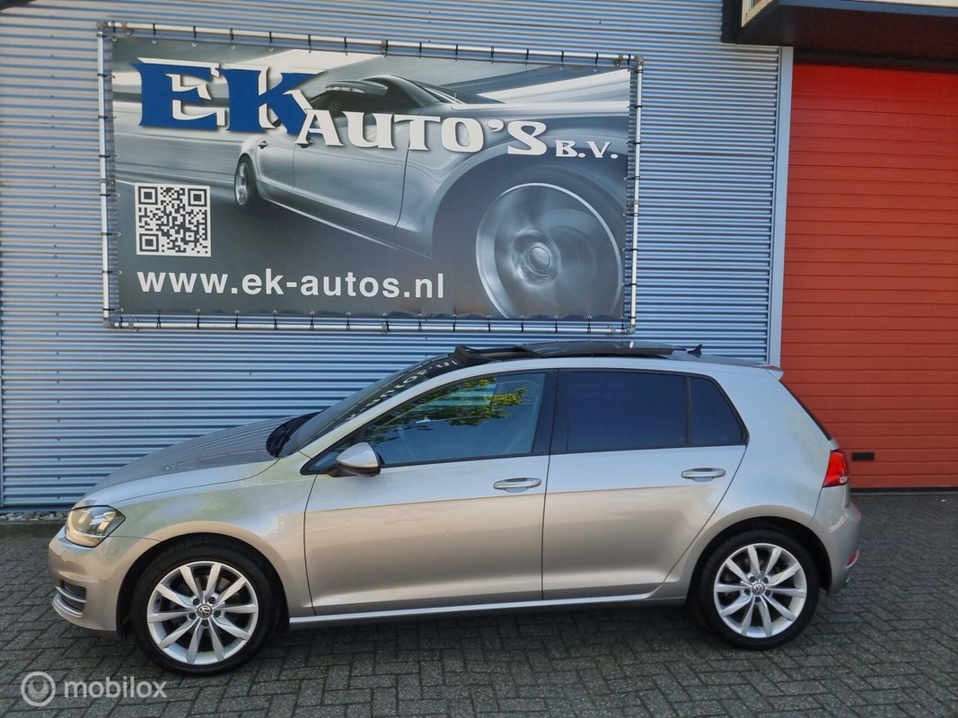 Volkswagen-Golf-VII 1.4 TSI 150pk 5-deurs Highline DSG Pano | Lease One en Lenen op Maat maken het mogelijk!