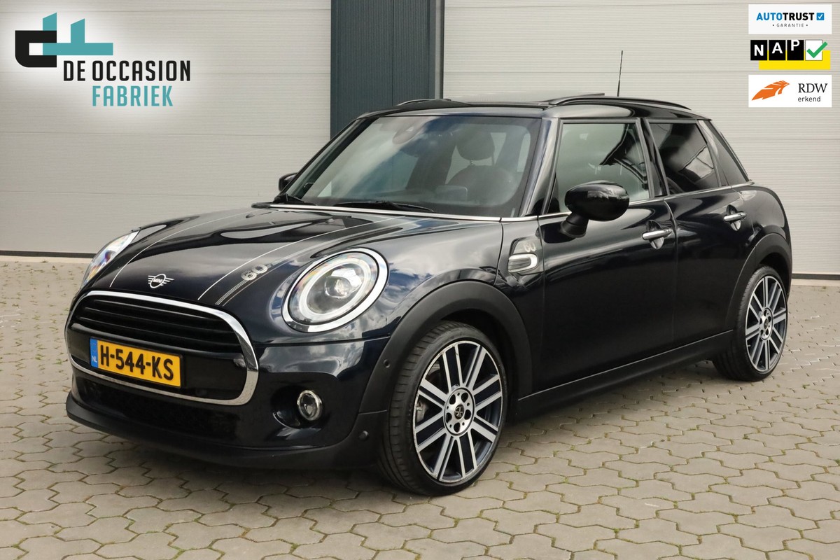 MINI-5-Deurs-1.5 Cooper 60 Years - Pano HUD Keyless Camera Harman/Kardon | Lease One en Lenen op Maat maken het mogelijk! MINI-5-Deurs-1.5 Cooper 60 Years - Pano HUD Keyless Camera Harman/Kardon | Lease One en Lenen op Maat maken het mogelijk!