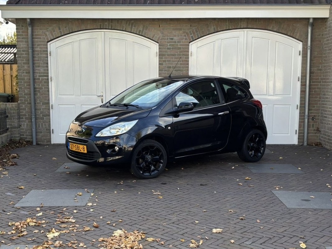 Ford-Ka-1.2 Titanium X start/stop | Lease One en Lenen op Maat maken het mogelijk!