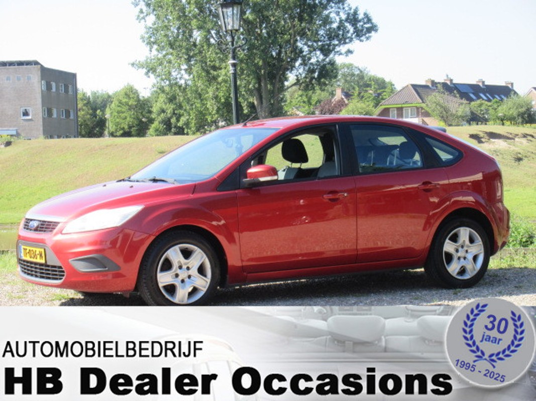 Ford-Focus-1.6 Trend | Lease One en Lenen op Maat maken het mogelijk!