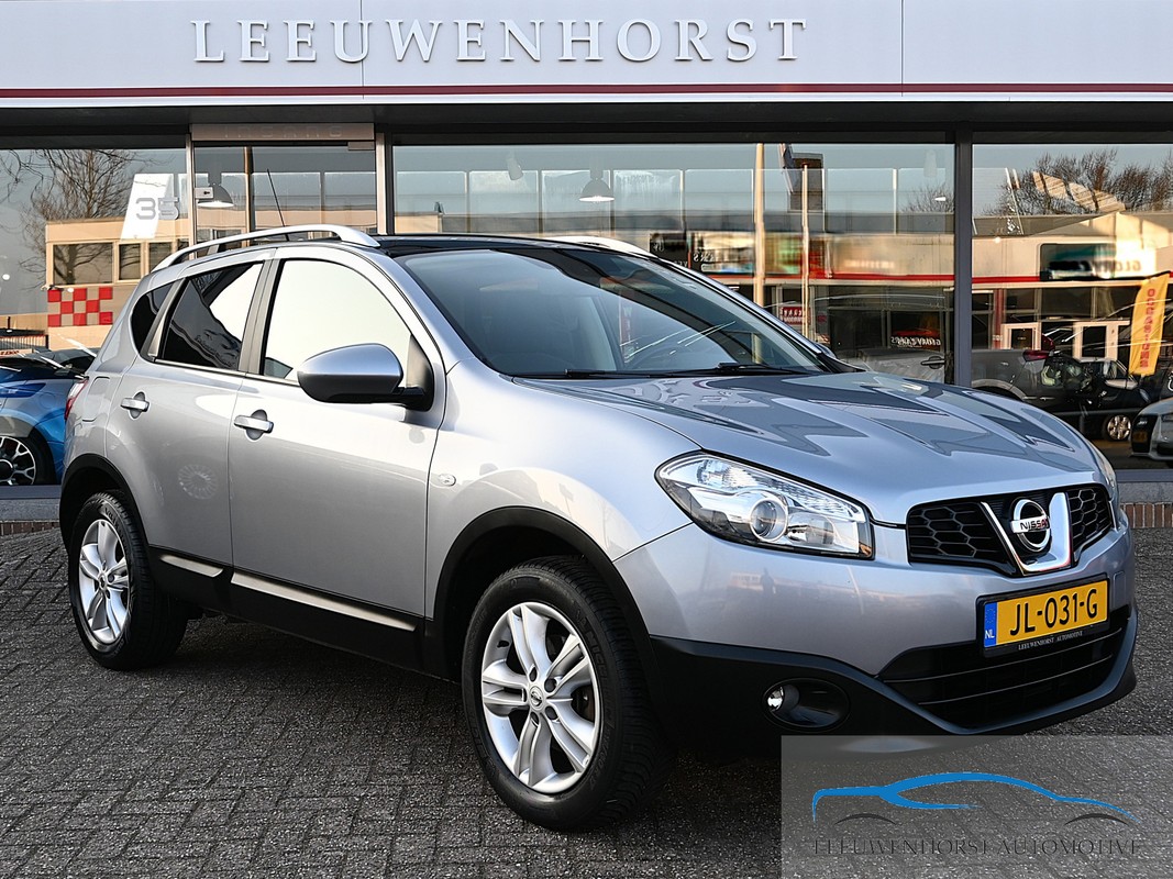 Nissan-QASHQAI-1.6 Connect Edition, pano, camera, navi, Bluetooth, trekhaak | Lease One en Lenen op Maat maken het mogelijk!