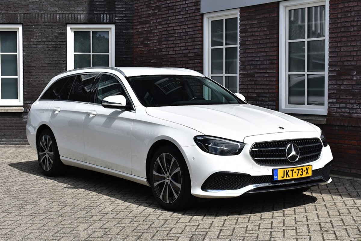 Mercedes-Benz-E-Klasse-300 e Luxury Line Wij zijn op afspraak geopend! Graag bellen voor uw komst. | Lease One en Lenen op Maat maken het mogelijk! Mercedes-Benz-E-Klasse-300 e Luxury Line Wij zijn op afspraak geopend! Graag bellen voor uw komst. | Lease One en Lenen op Maat maken het mogelijk!