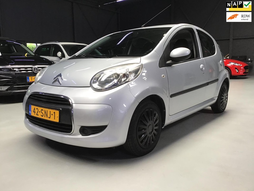 Citroën-C1-1.0-12V Ambiance I Automaat I New Apk + Kln Brt I 5 Drs I Airco I Centr. deurvergr. I 3e Eigen. I Toerenteller I Isofix | Lease One en Lenen op Maat maken het mogelijk!