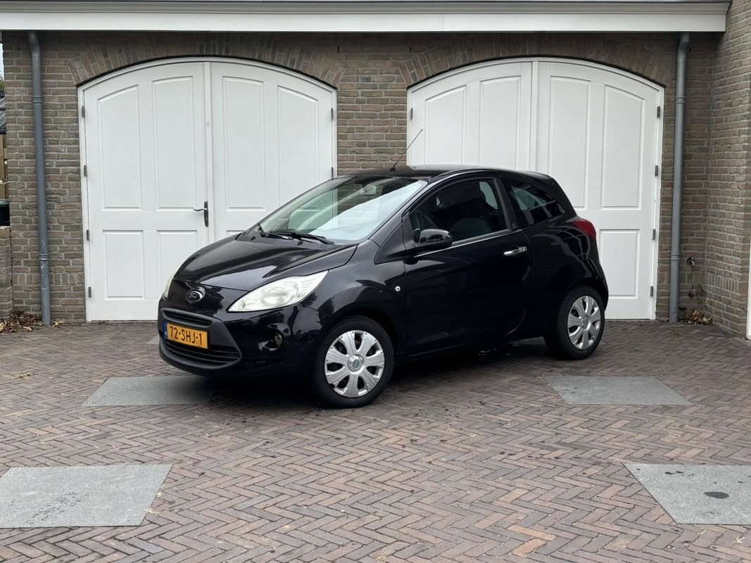 Ford-Ka-1.2 Titanium X start/stop | Lease One en Lenen op Maat maken het mogelijk!