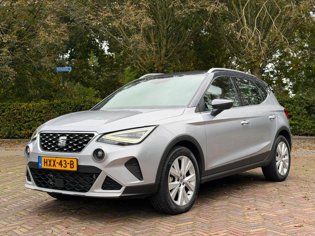 SEAT-Arona-1.0 TSI Xperience Business Connect Automaat, CarPlay, Clima, Sfeerverlichting | Lease One en Lenen op Maat maken het mogelijk! SEAT-Arona-1.0 TSI Xperience Business Connect Automaat, CarPlay, Clima, Sfeerverlichting | Lease One en Lenen op Maat maken het mogelijk!