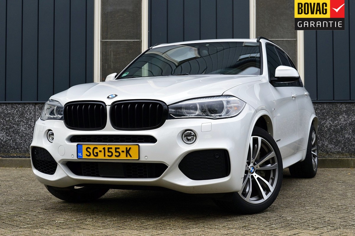 BMW-X5-xDrive50i High Executive 7p. | Lease One en Lenen op Maat maken het mogelijk!