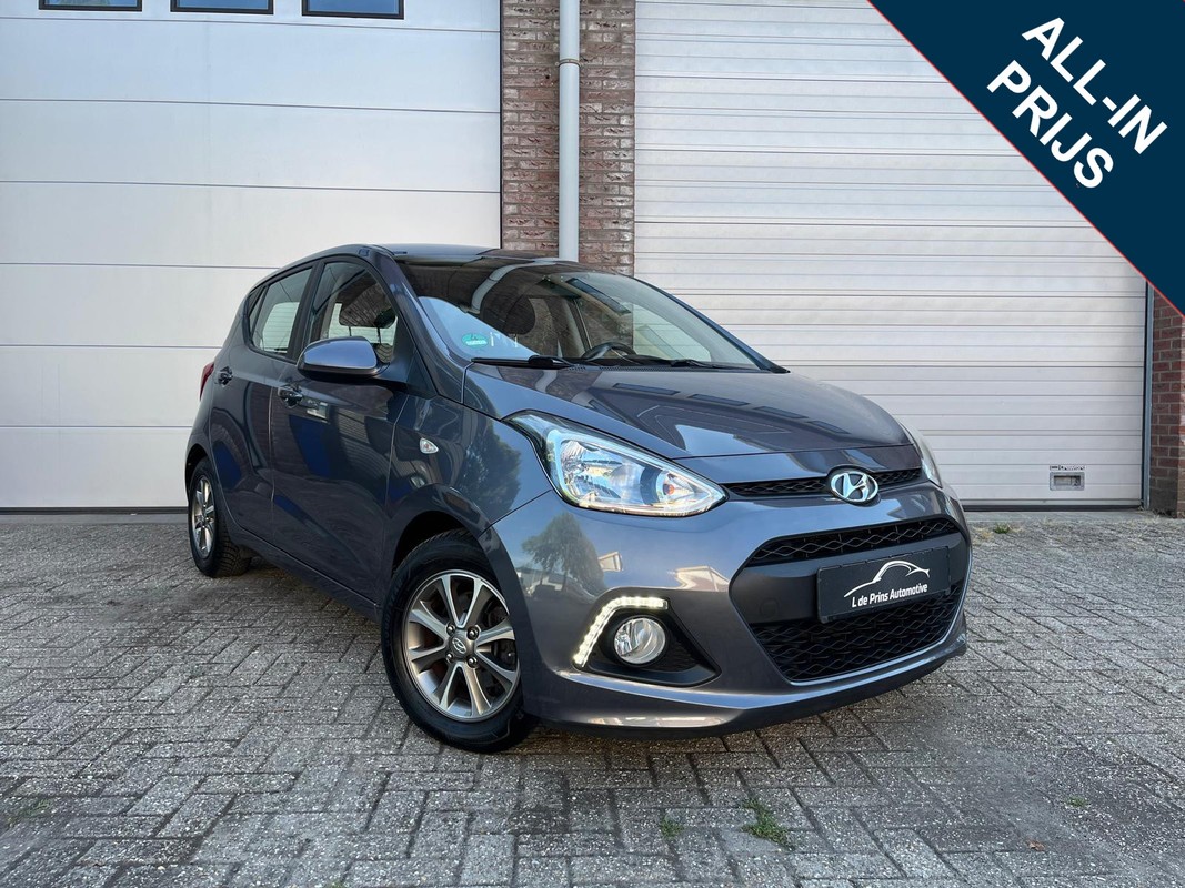 Hyundai-i10-1.2i Fifa world cup Edition | Lease One en Lenen op Maat maken het mogelijk! Hyundai-i10-1.2i Fifa world cup Edition | Lease One en Lenen op Maat maken het mogelijk!
