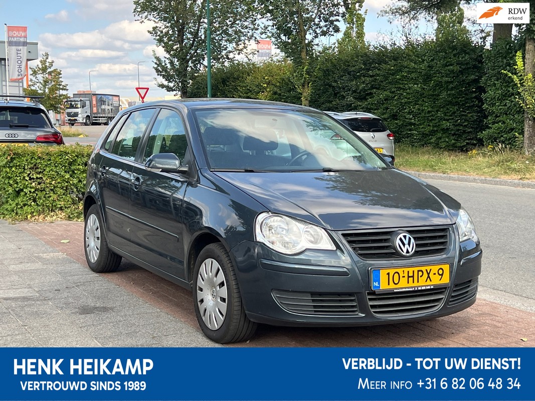 Volkswagen-Polo-1.4 *Airco|Trekhaak | Lease One en Lenen op Maat maken het mogelijk!