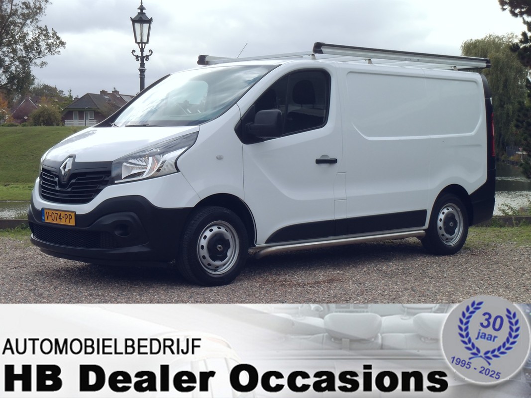 Renault-Trafic-1.6 dCi T27 L1H1 Comfort Energy-euro 6 | Lease One en Lenen op Maat maken het mogelijk!