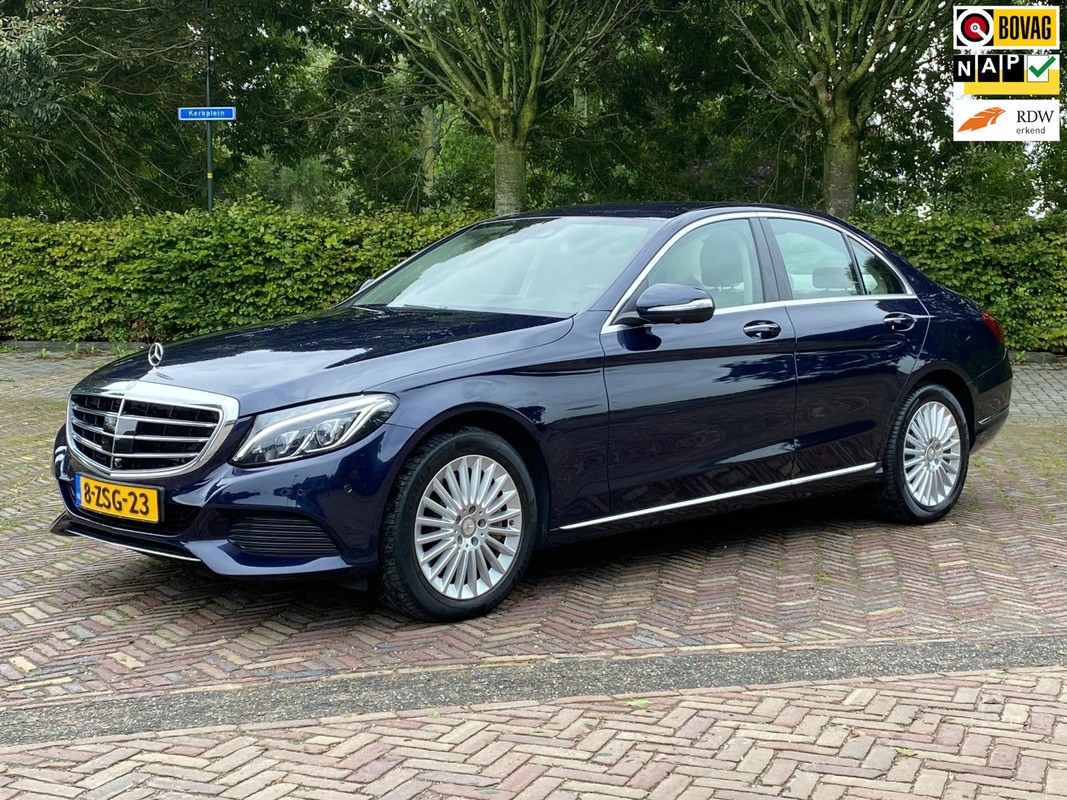 Mercedes-Benz-C-Klasse-400 4MATIC Prestige | NL-Auto | Garantie | Lease One en Lenen op Maat maken het mogelijk! Mercedes-Benz-C-Klasse-400 4MATIC Prestige | NL-Auto | Garantie | Lease One en Lenen op Maat maken het mogelijk!