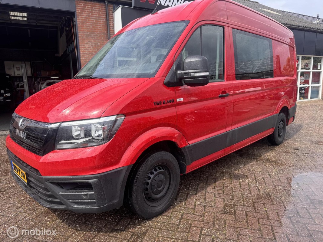 MAN-TGE-35 2.0 Standaard Hoog DC | Lease One en Lenen op Maat maken het mogelijk!