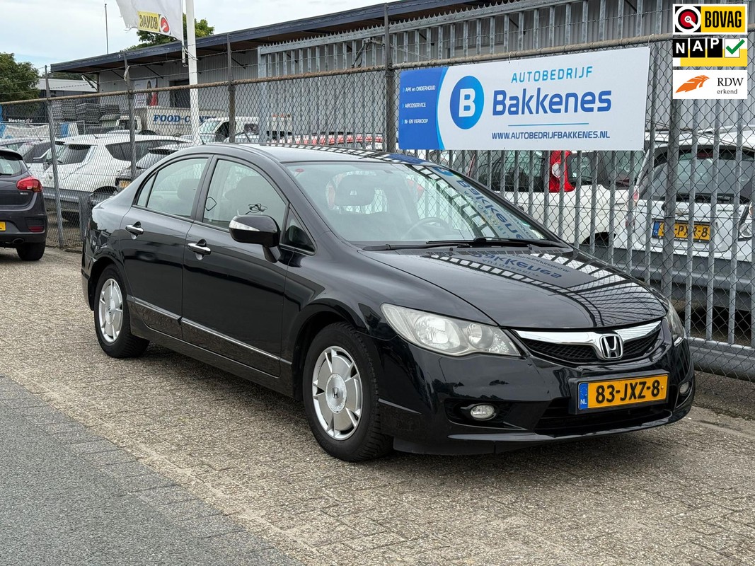 Honda-Civic-1.3 Hybrid | Airco | Cruise | Stoelverwarming | Lease One en Lenen op Maat maken het mogelijk!