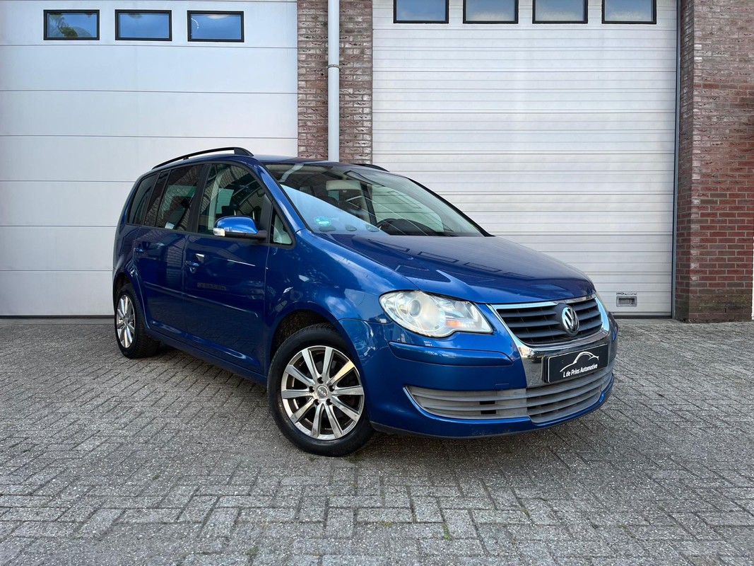 Volkswagen-Touran-1.4 TSI Comfortline Business | Lease One en Lenen op Maat maken het mogelijk! Volkswagen-Touran-1.4 TSI Comfortline Business | Lease One en Lenen op Maat maken het mogelijk!