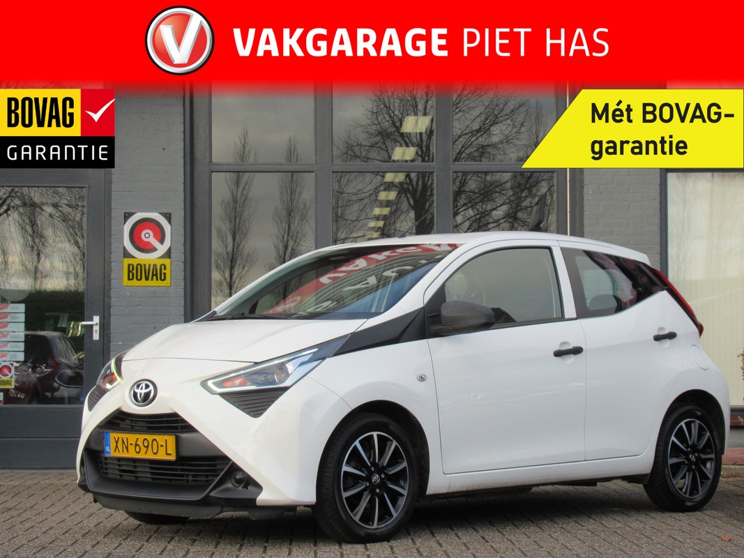 Toyota-Aygo-1.0 VVT-i x-fun | Lease One en Lenen op Maat maken het mogelijk!