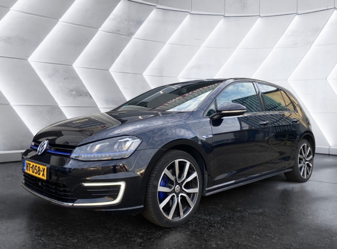 Volkswagen-Golf-1.4 TSI GTE | Lease One en Lenen op Maat maken het mogelijk! Volkswagen-Golf-1.4 TSI GTE | Lease One en Lenen op Maat maken het mogelijk!