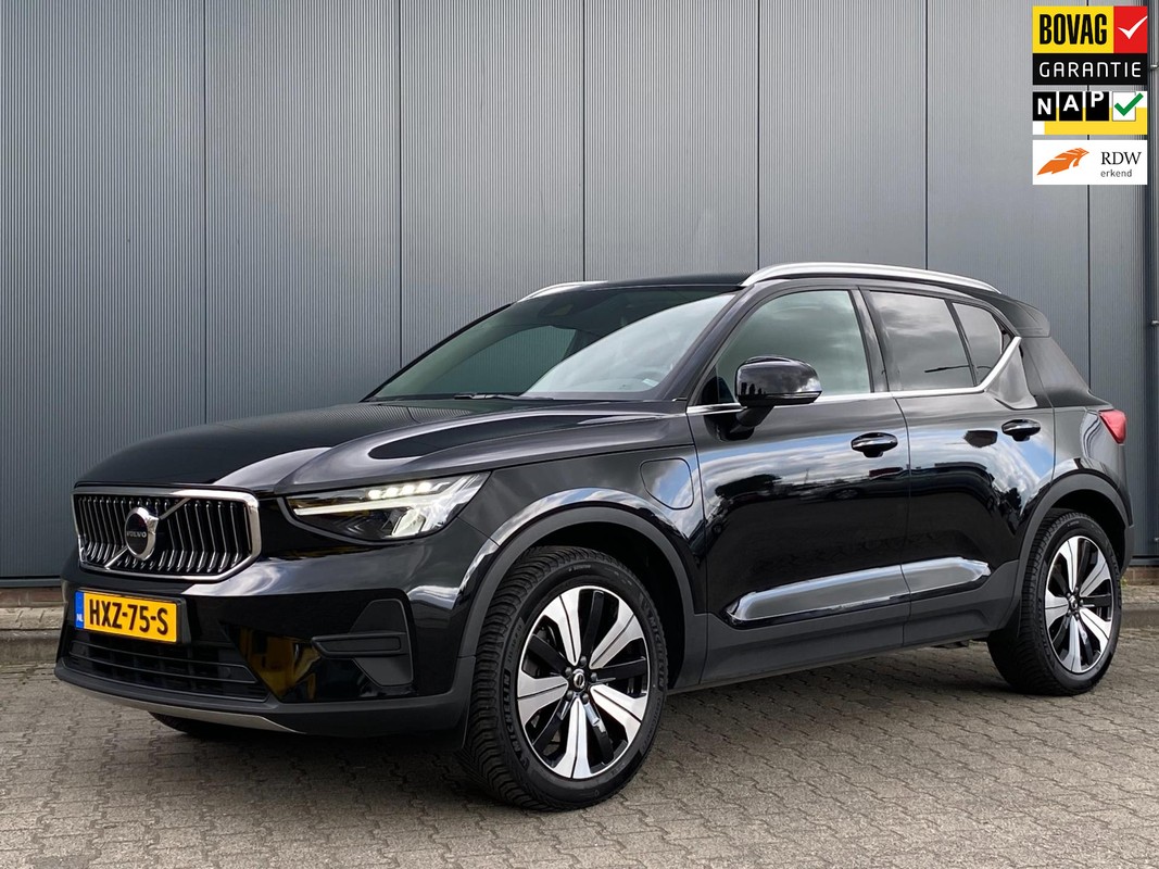 Volvo-XC40-T4 Recharge Inscription Expression | CarPlay | Stuurverwarming | Navigatie | BOVAG Garantie | Lease One en Lenen op Maat maken het mogelijk!