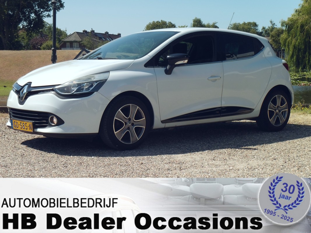 Renault-Clio-0.9 TCe ECO Night&Day | Lease One en Lenen op Maat maken het mogelijk! Renault-Clio-0.9 TCe ECO Night&Day | Lease One en Lenen op Maat maken het mogelijk!