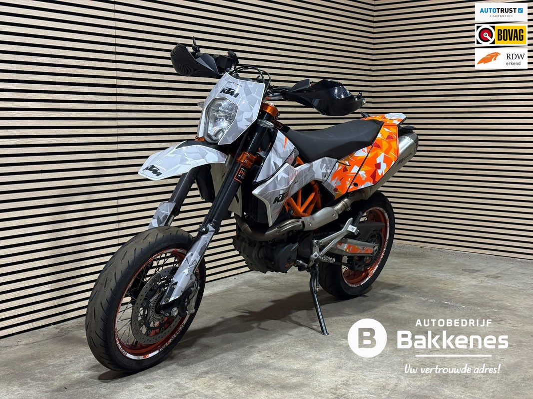 KTM-690-Tour SMC R | Remus | ABS | Handvatverwarming | Lease One en Lenen op Maat maken het mogelijk! KTM-690-Tour SMC R | Remus | ABS | Handvatverwarming | Lease One en Lenen op Maat maken het mogelijk!