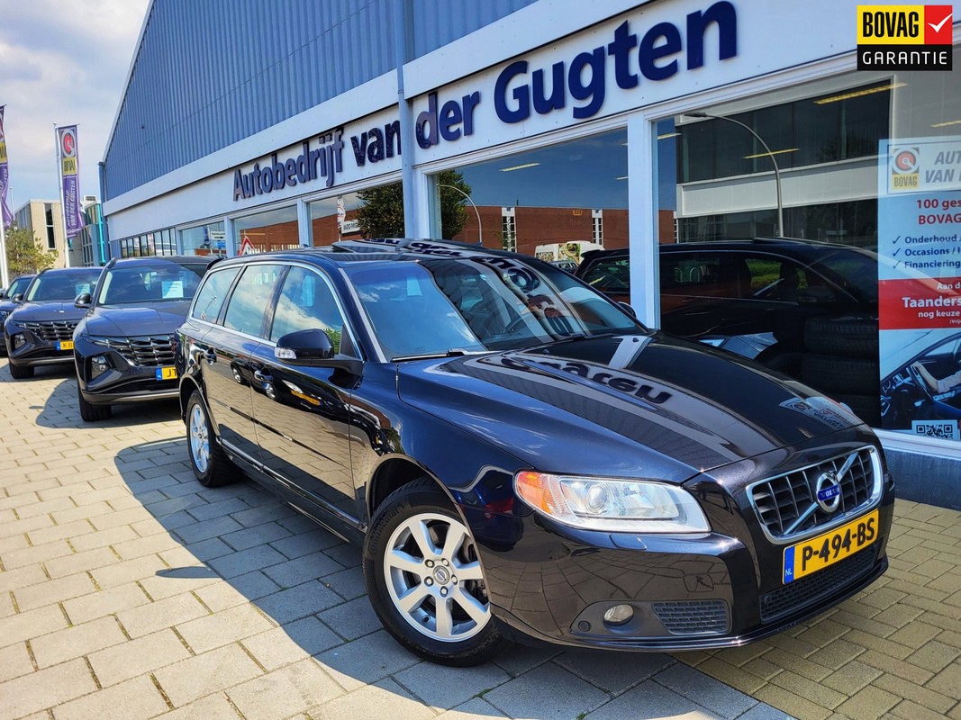 Volvo-V70-2.0T Summum / Leder / Stoelverwarming en koeling / Airco / | Lease One en Lenen op Maat maken het mogelijk!