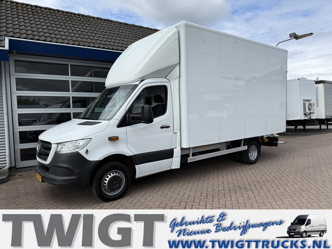 Mercedes-Benz-Sprinter-516 CDI Bakwagen Euro 6/MBUX 7 | Lease One en Lenen op Maat maken het mogelijk! Mercedes-Benz-Sprinter-516 CDI Bakwagen Euro 6/MBUX 7 | Lease One en Lenen op Maat maken het mogelijk!