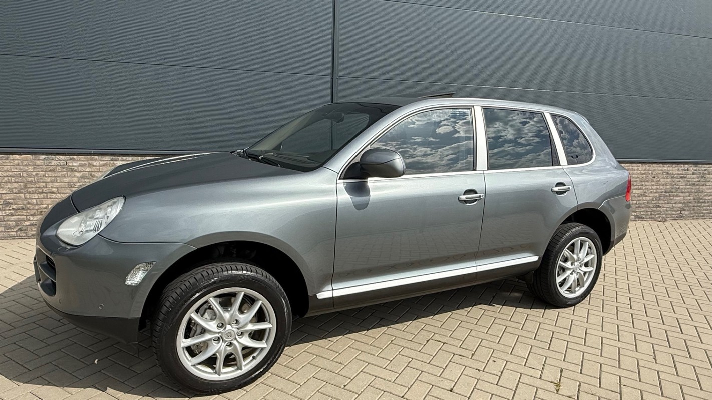 Porsche-Cayenne-4.5 S | Lease One en Lenen op Maat maken het mogelijk!