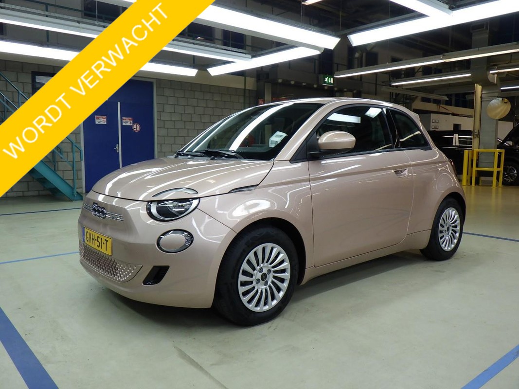 Fiat-500-Urban 42 kWh | Lease One en Lenen op Maat maken het mogelijk! Fiat-500-Urban 42 kWh | Lease One en Lenen op Maat maken het mogelijk!