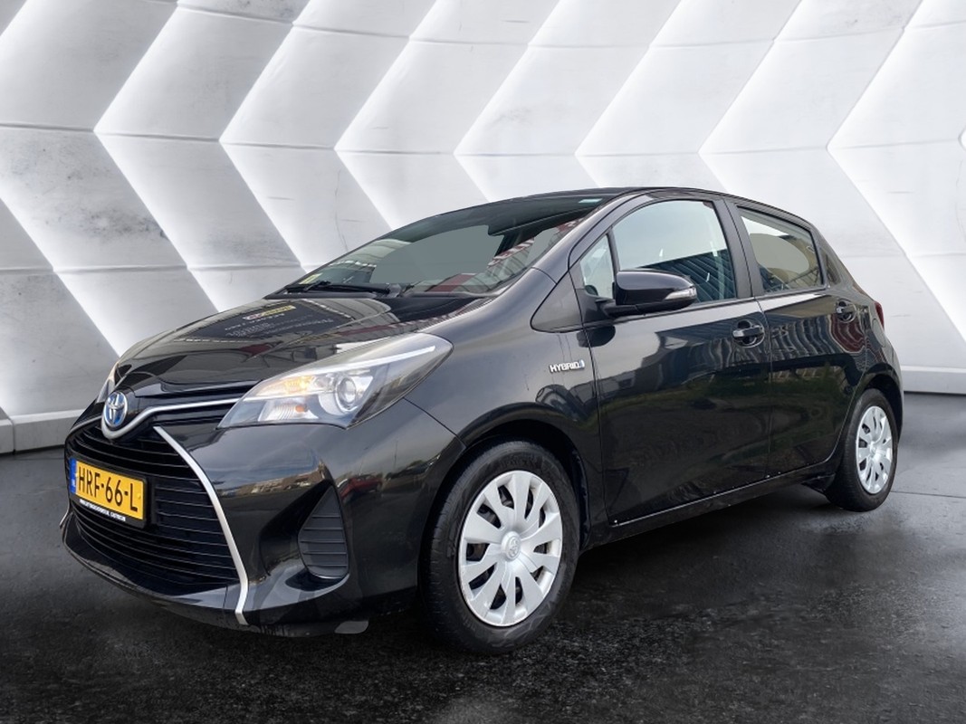 Toyota-Yaris-1.5 Hybrid Comfort | Lease One en Lenen op Maat maken het mogelijk!