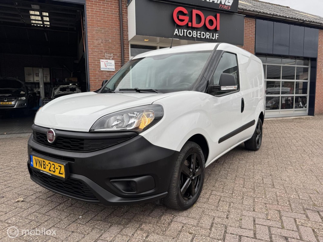 Fiat-Doblò-Cargo 1.6 MJ L1H1 129000 km NAP | Lease One en Lenen op Maat maken het mogelijk! Fiat-Doblò-Cargo 1.6 MJ L1H1 129000 km NAP | Lease One en Lenen op Maat maken het mogelijk!
