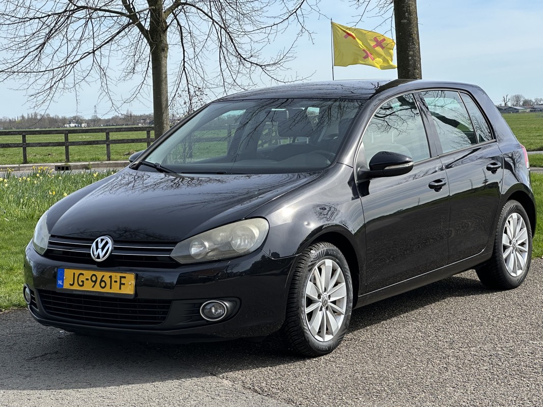 Volkswagen-Golf-1.4 Easyline | Lease One en Lenen op Maat maken het mogelijk!