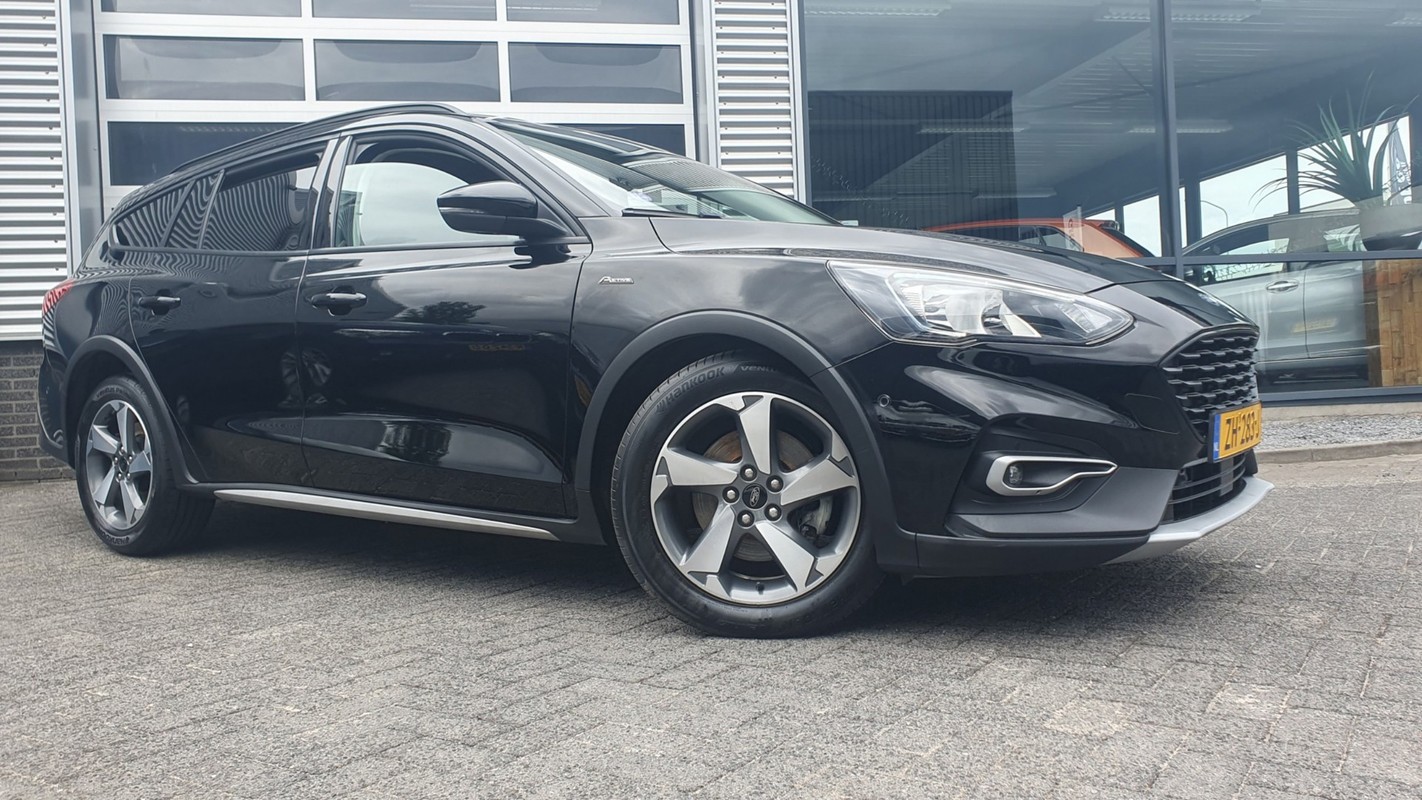 Ford-Focus-Wagon 1.0 EcoBoost Active Business, Trekhaak, Carplay, Navi | Lease One en Lenen op Maat maken het mogelijk! Ford-Focus-Wagon 1.0 EcoBoost Active Business, Trekhaak, Carplay, Navi | Lease One en Lenen op Maat maken het mogelijk!