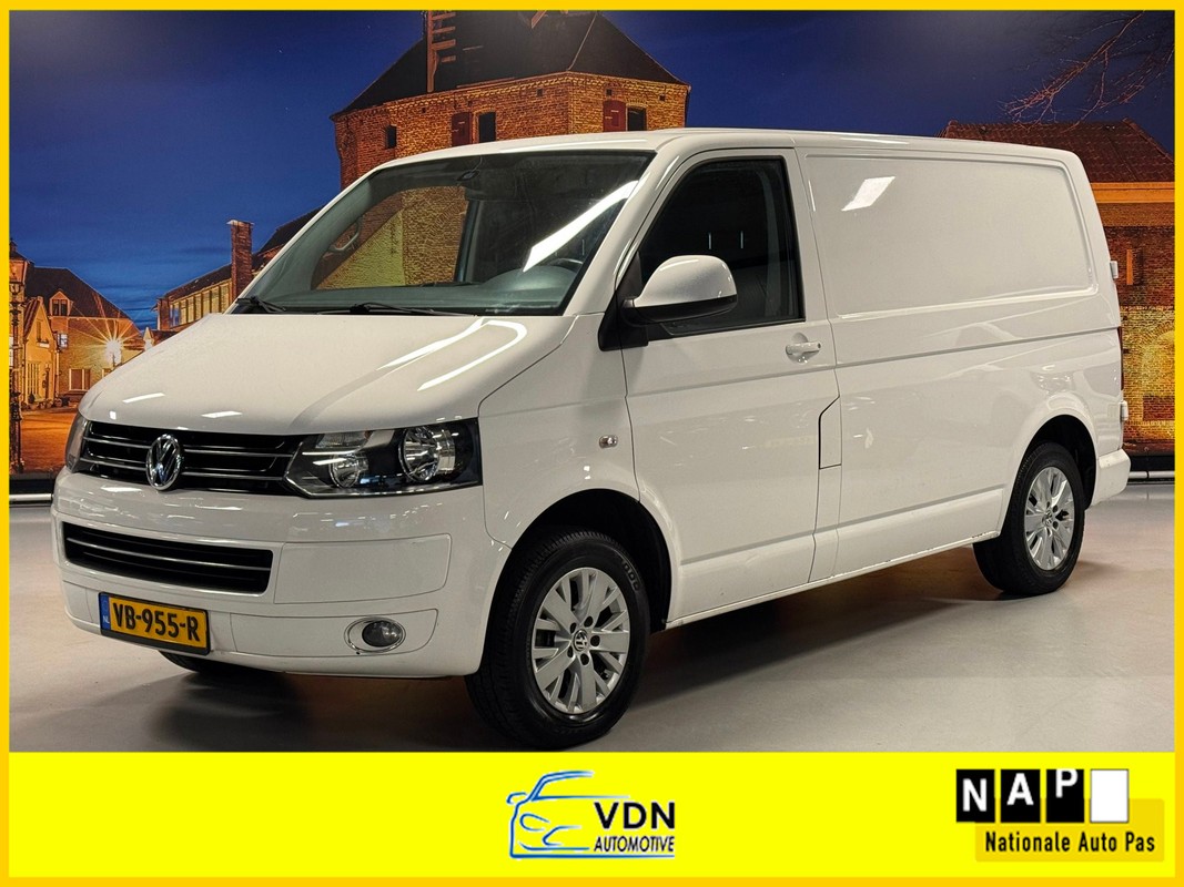 Volkswagen-Transporter-2.0 TDI L1H1 Airco Navi Camera BTW | Lease One en Lenen op Maat maken het mogelijk!