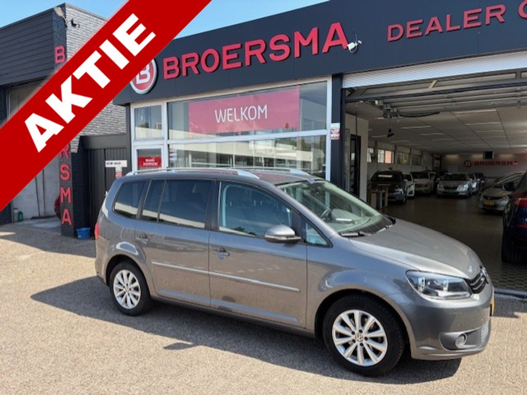 Volkswagen-Touran-1.2 TSI Highline BlueMotion | Lease One en Lenen op Maat maken het mogelijk!